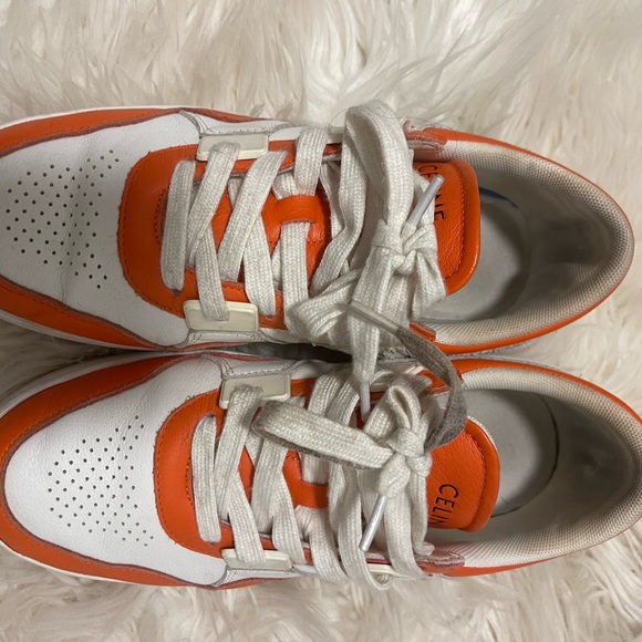 SOLD Orange and white shoes sneakers - Picture 3 of 5